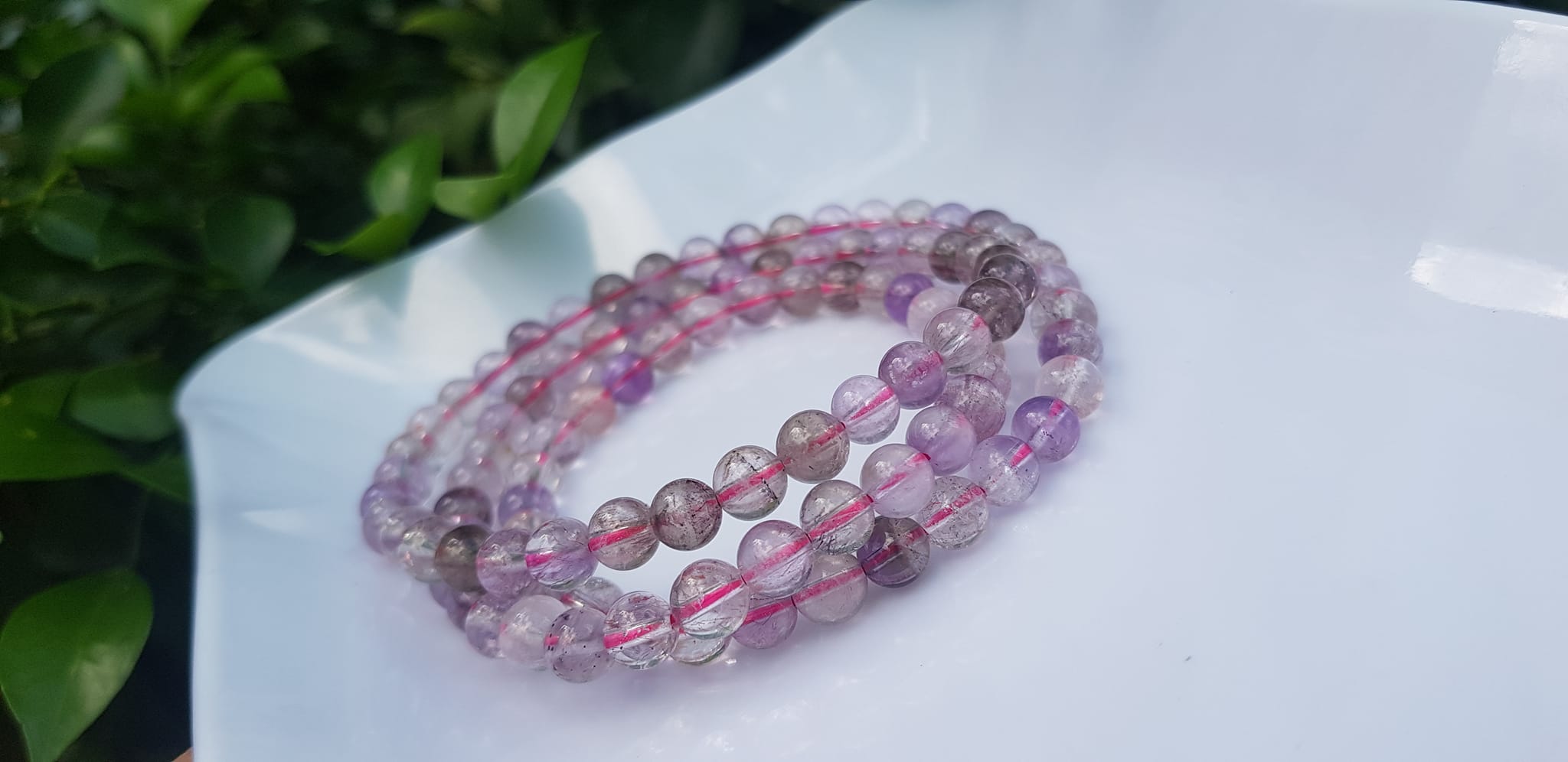 Vòng Tay phong thủy Đá Super Seven tự nhiên bóng đẹp Size vòng hạt 6mm kiểu quấn tay 3 vòng đẹp lắm ạ Super Seven màu tím tím trắng bóng thiệt là đẹp ạ
