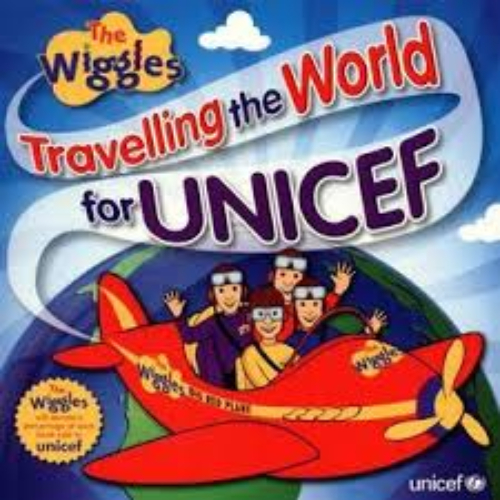 Sách tiếng Anh - Travelling The World For UNICEF