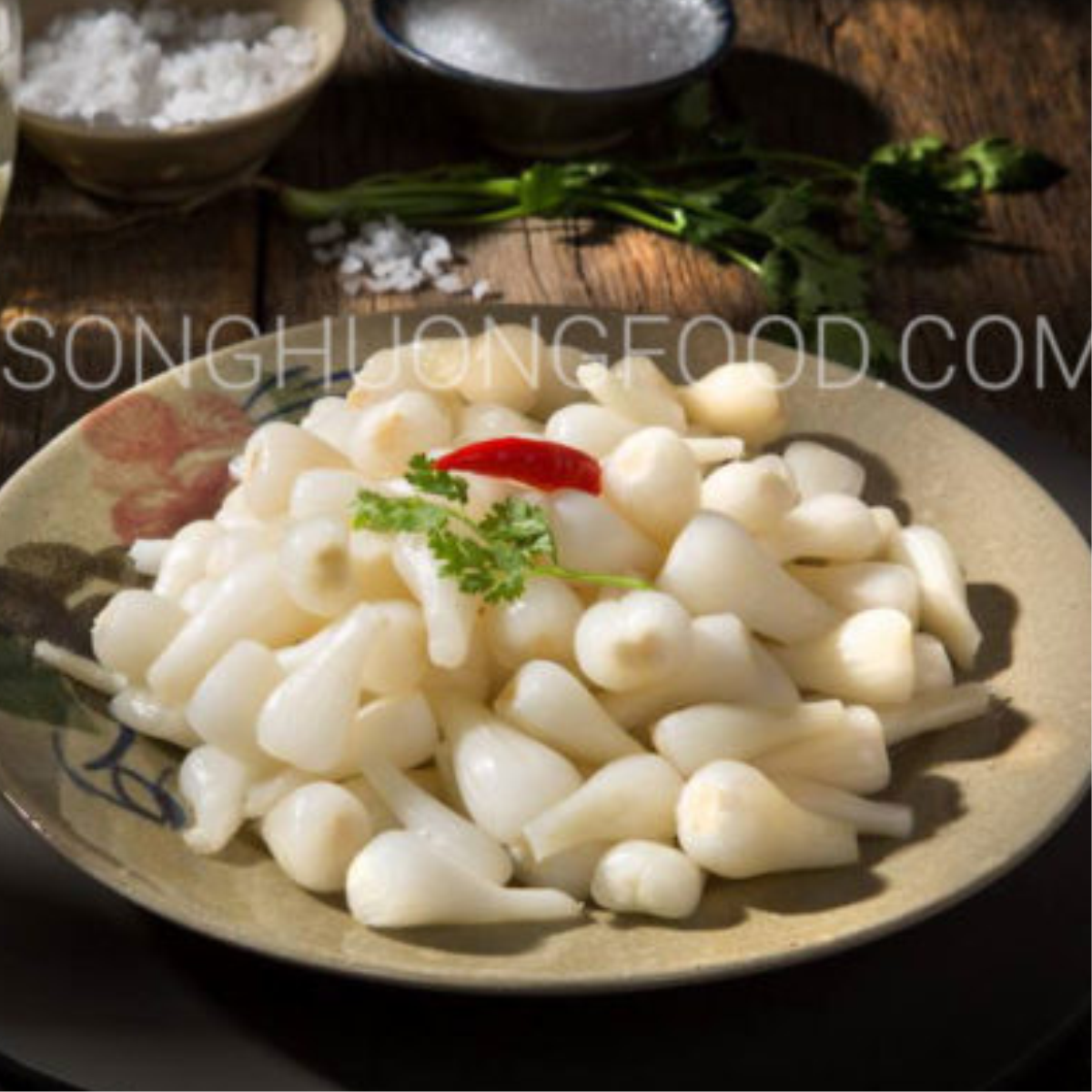 Củ Kiệu Ngâm Chua Ngọt Sông Hương Foods Hũ 800g - Hàng Chính Hãng