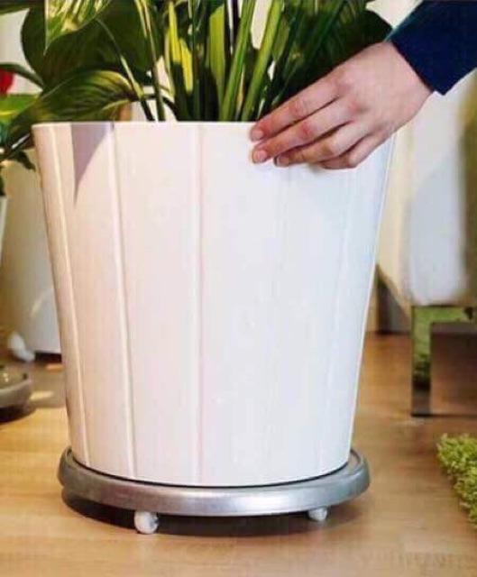 Đế chậu có bánh xe di chuyển