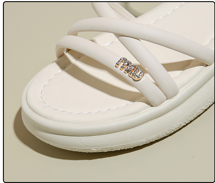 Giày Sandal quai hậu siêu nhẹ, êm nhẹ chống trơn trượt  – GSD9146