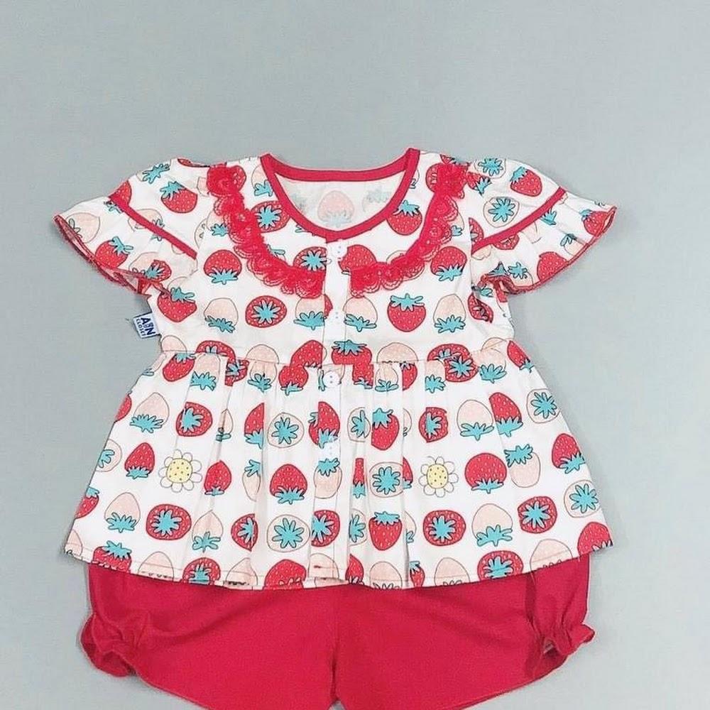 Bộ quần áo ngắn bé gái họa tiết Dâu viền ren đỏ cotton - AICDBGGTFLUM - AIN Closet