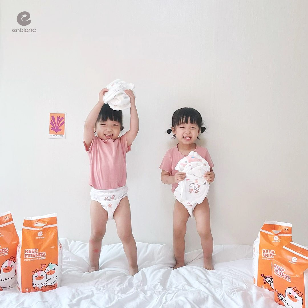 Combo 3 Bịch Tã Quần Cao Cấp Hàn Quốc ENBLANC KEEP FRIENDS Mềm Mại Mỏng Nhẹ, Thấm Hút Nhanh Cho Bé Gái Size XXL (Trên 15kg) 18 Miếng