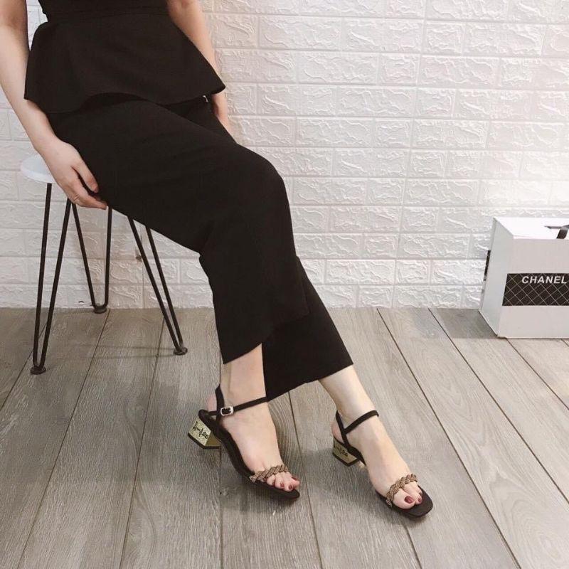 SANDAL DA LỘN QUAI VIỀN ĐÁ XOẮN - 4P