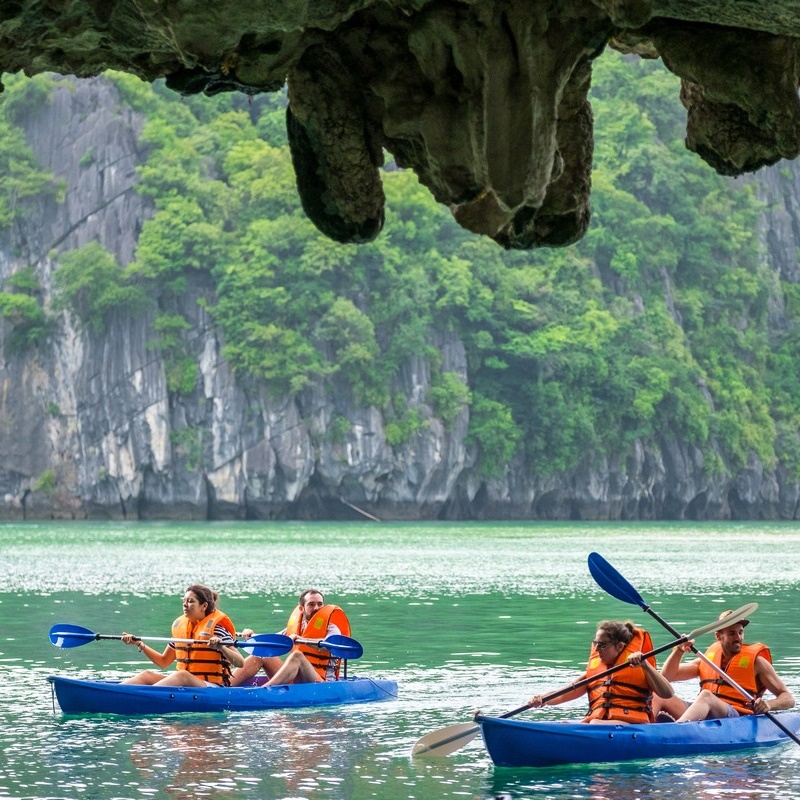 [Tour VIP] Hạ Long 01 Ngày, Tàu 5 Sao Wonder Bay Cruises, Xe Limousine Đưa Đón Từ Hà Nội, Đi Đường Cao Tốc