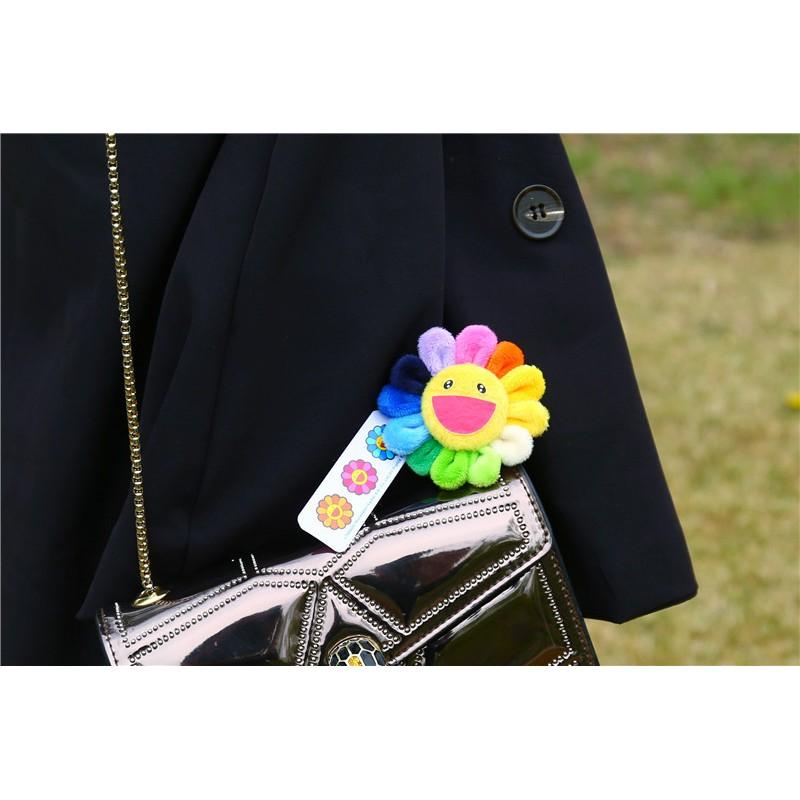 Ghim cài Kaikai Kiki hình hoa mặt trời