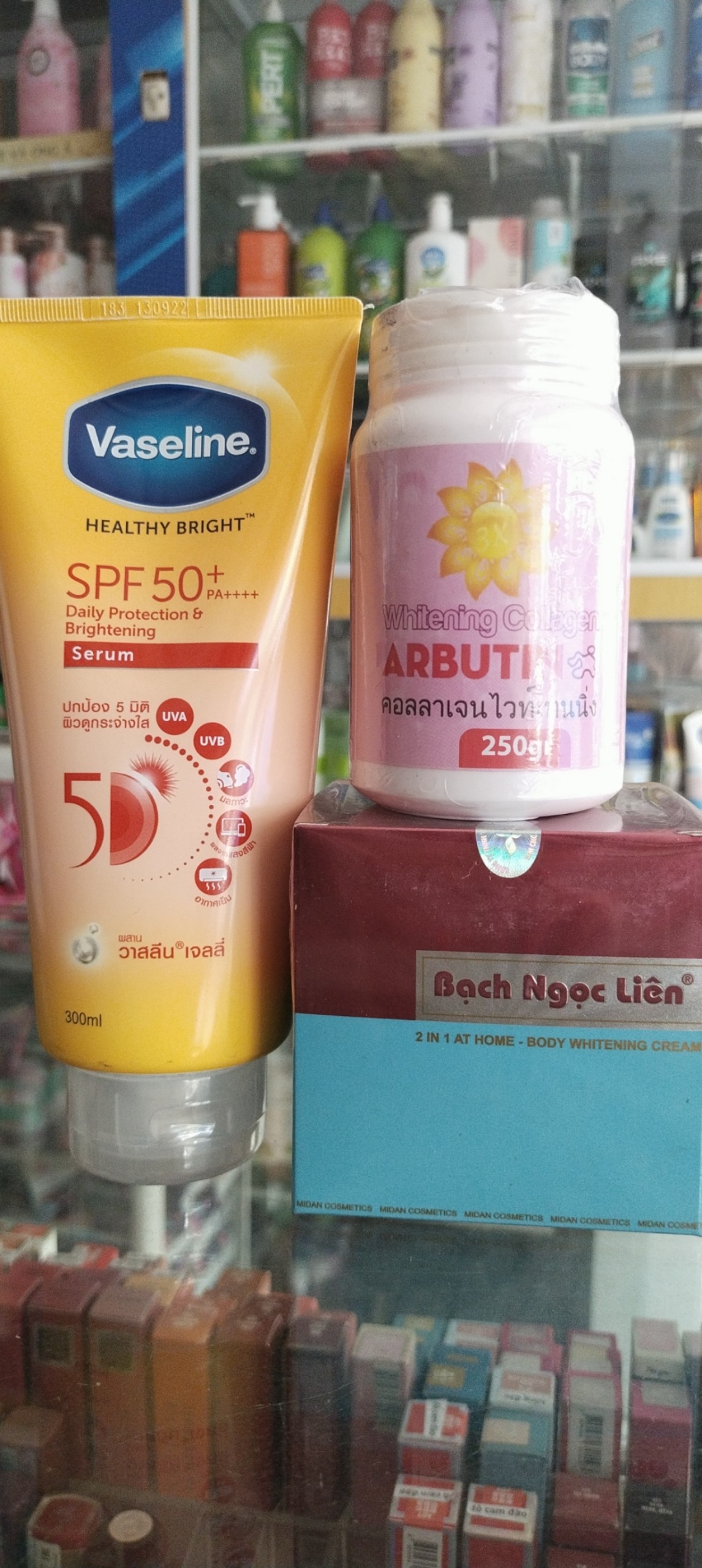 Combo kem trắng da body Bạch Ngọc Liên-Vaseline spf 50+ - kích trắng arbutin nhanh thắm nhanh sau 7 ngày sử dụng ( không xuất hóa đơn đỏ )