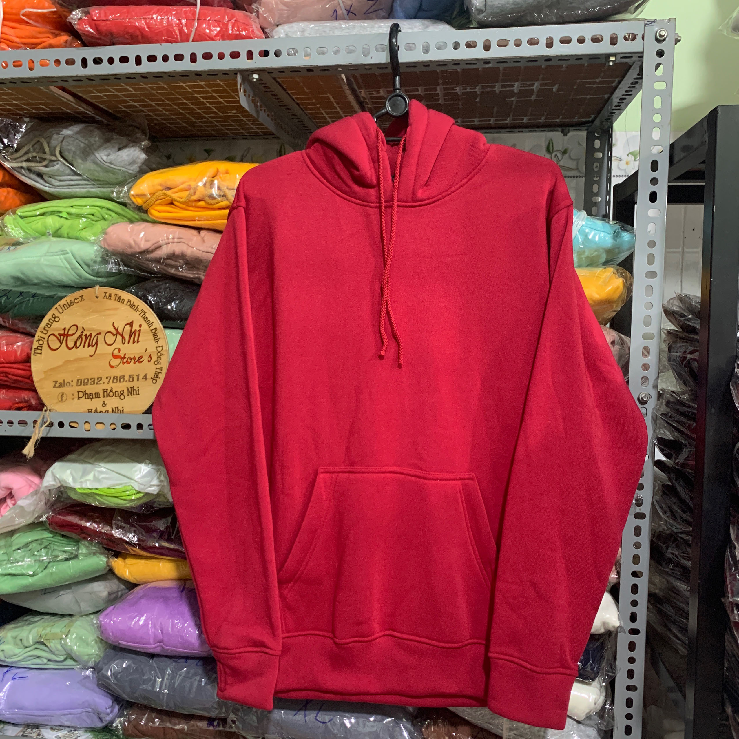 Áo Hoodie Trơn Màu Đỏ Đơn Cao Cấp Dáng Rộng Unisex Nam Nữ Mặc Được - MM