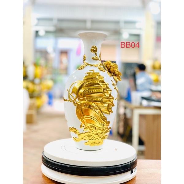Bảo bình hút Lộc H30cm”Thuận buồm xuôi gió” đắp nổi- dát vàng kim. Gốm sứ Bát Tràng cao cấp