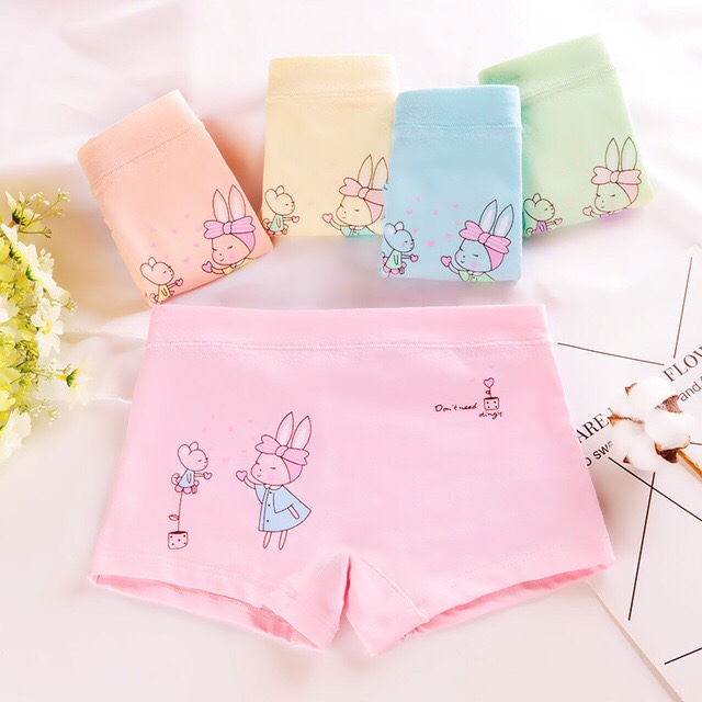 Quần chip đùi bé gái set 4 cái 4 màu búp bê thả tim