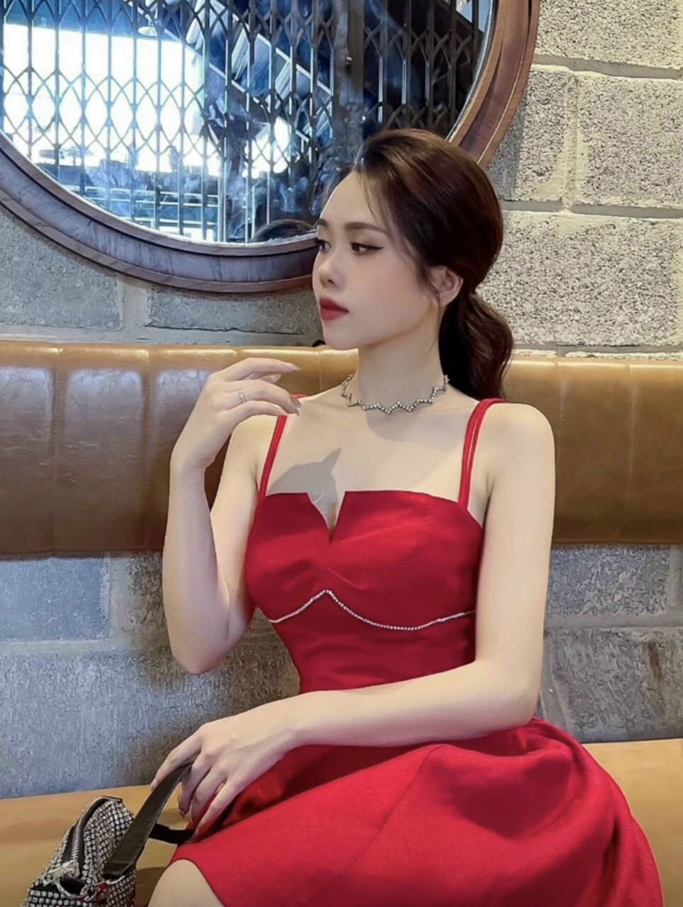 ĐẦM CÚP NGỰC 2 DÂY CÓ MÚT ĐÍNH DÂY ĐÁ