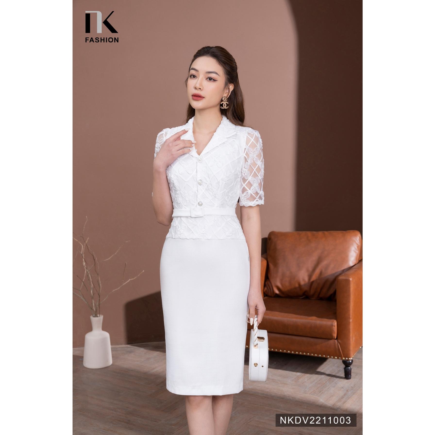 Đầm Ren Dáng Ôm NK FASHION Phối Cổ Ve Đai Eo Trang Nhã Chất Vải Nhập Hàn Đứng Phom NKDV2211003