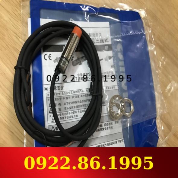 Cảm biến tiệm cận PR12-4DP mới