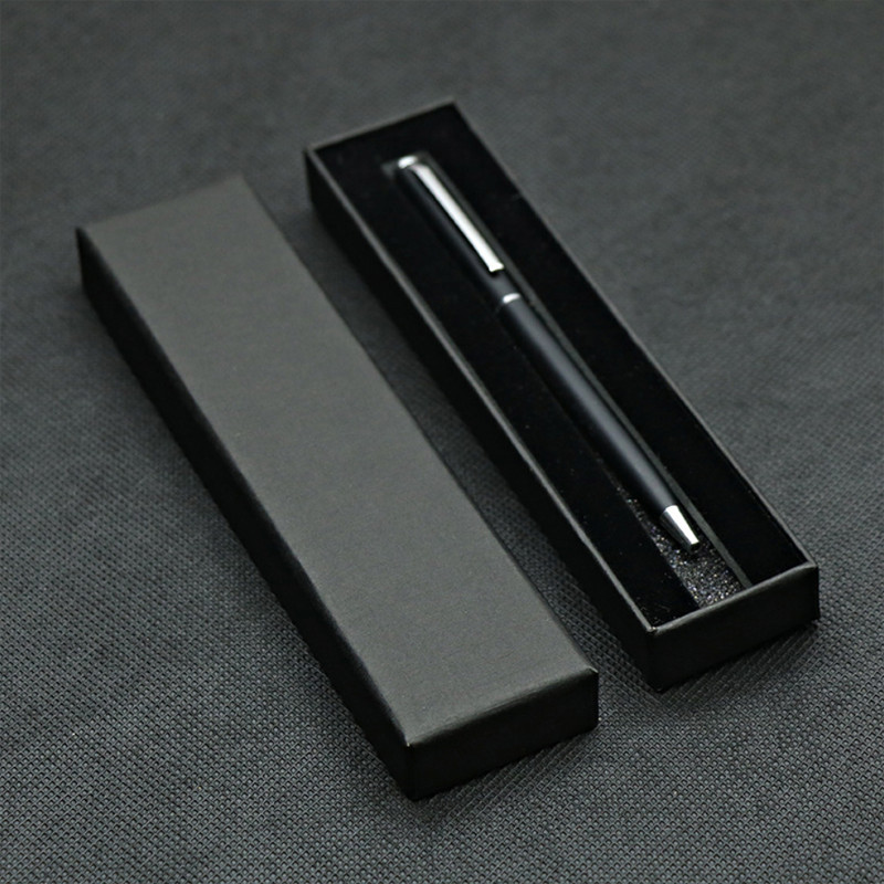 Hộp bút bìa cứng có mốp chống va đập dùng để đựng 1 bút máy hoặc bút bi, bút lông