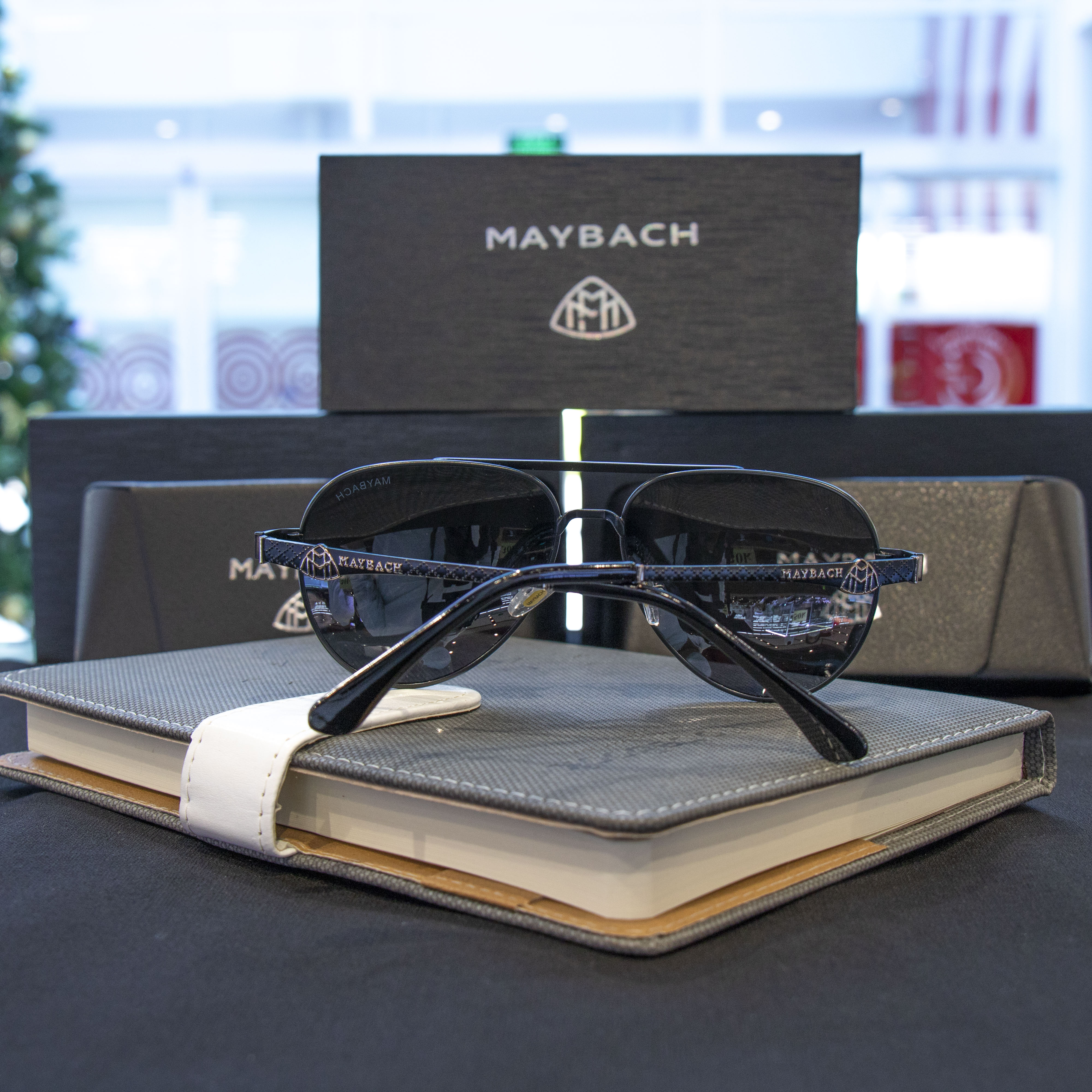 Kính mát nam MBX mắt Polarized cao cấp, full hộp, khăn, thẻ, bảo hành 12 tháng