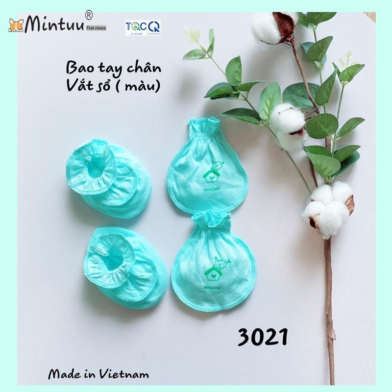 Bao tay chân sơ sinh vắt sổ cổ thun thương hiệu Mintuu, chất liệu cotton 100%