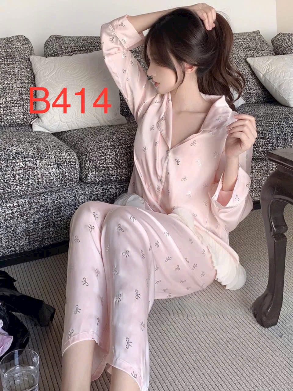 Bộ Đồ Ngủ B414 Lụa Quảng Châu Mẫu Nơ Tiểu Thư