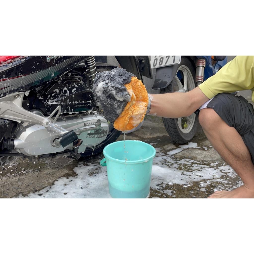 Găng Tay Rửa Xe Microfiber Xỏ Ngón Chuyên Dụng