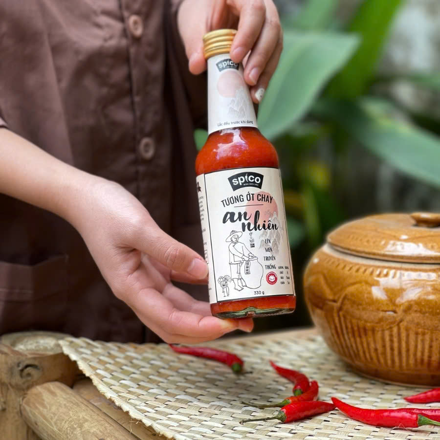 Tương Ớt An Nhiên SPICO Ăn Chay Thực Dưỡng Không Tỏi Chai 330g