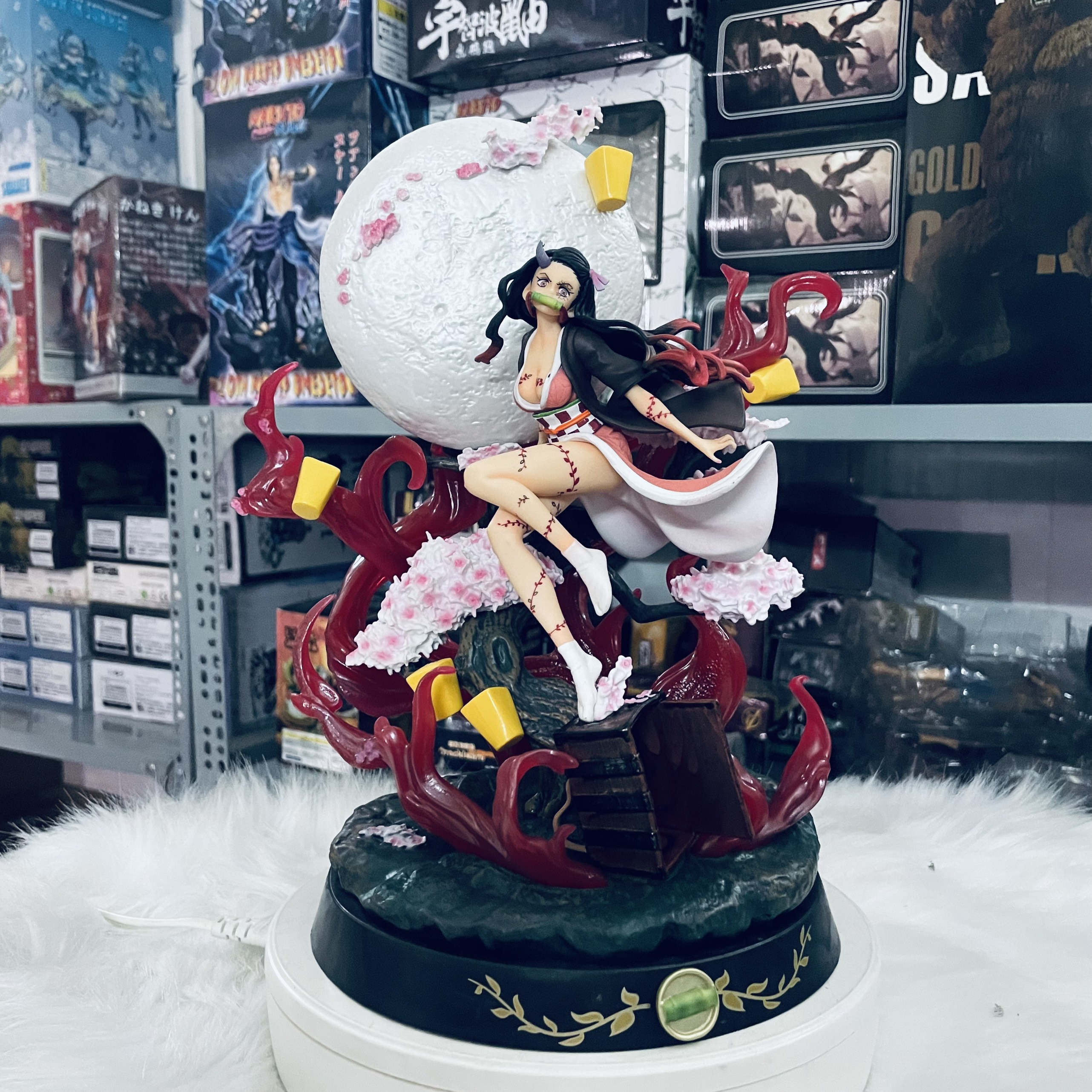 Mô hình Kamado Nezuko and Moon - Figure Nezuko Kimetsu no Yaiba