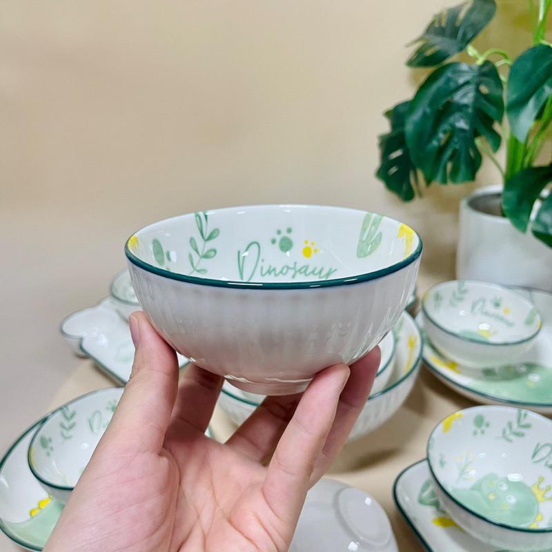 Set Bát đĩa 14 và 15 món, men sáng bóng, họa tiết đẹp mắt. Chất liệu gốm sứ cao cấp.