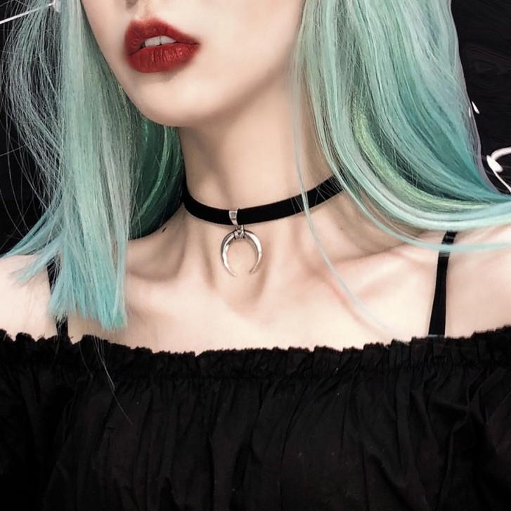 Vòng cổ choker nhung hình mặt trăng thời trang cho nữ