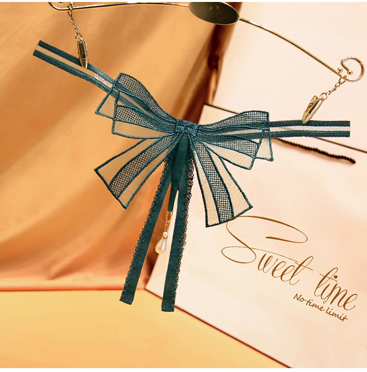 Quần Lót Dây Đính Đá - Rỗng Trước Sexy