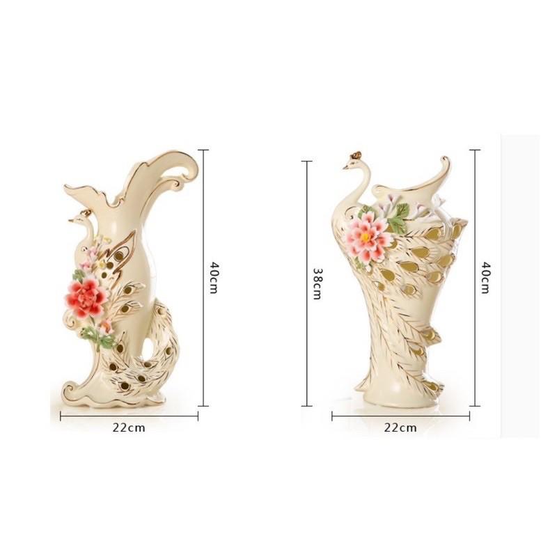 Bình cắm hoa- trang trí mang phong cách Châu Âu. Chất liệu gốm sứ cao cấp.