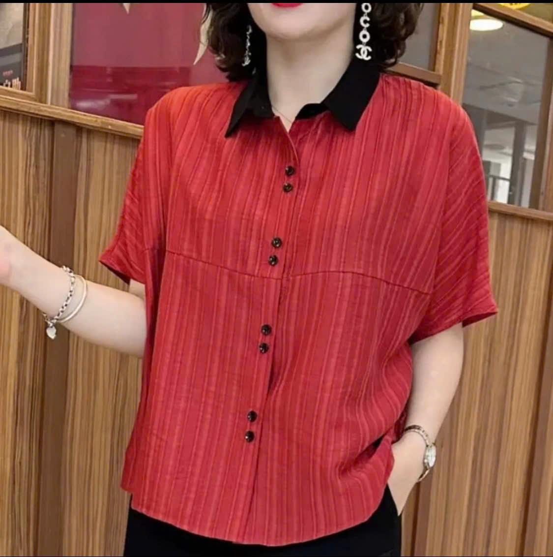 Áo sơ mi nữ tay ngắn, áo kiểu nữ, chất liệu vải mềm mát, form trẻ trung, năng động, phong cách Hàn Quốc, NeSa Shop SMT04