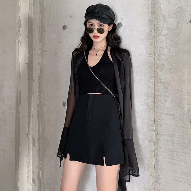 Áo cổ yếm dáng ngắn thời trang cho nữ