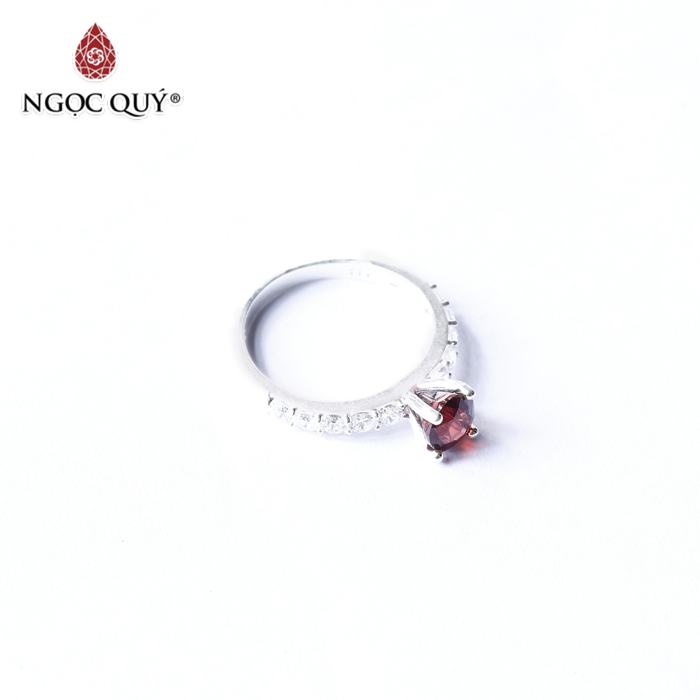 Nhẫn bạc nữ đá thiên nhiên - Ngọc Quý Gemstones - Garnet - Ni 18