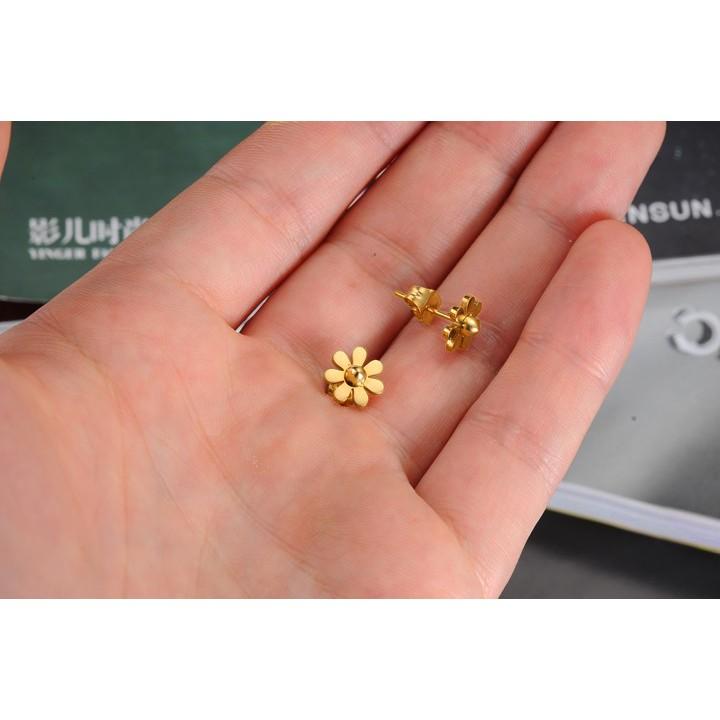 BÔNG TAI TITAN NỮ HOA CÚC MẠ MÀU VÀNG TƯƠI TB086 siêu đẹp - tặng hộp đựng xinh xắn