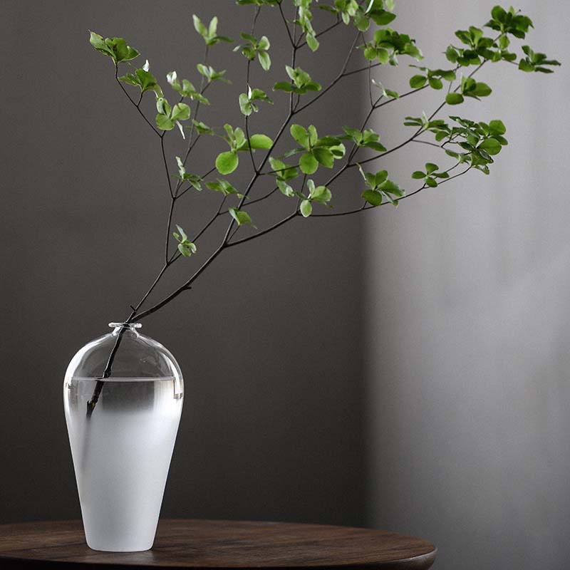 Bình thuỷ tinh trong suốt cắm hoa