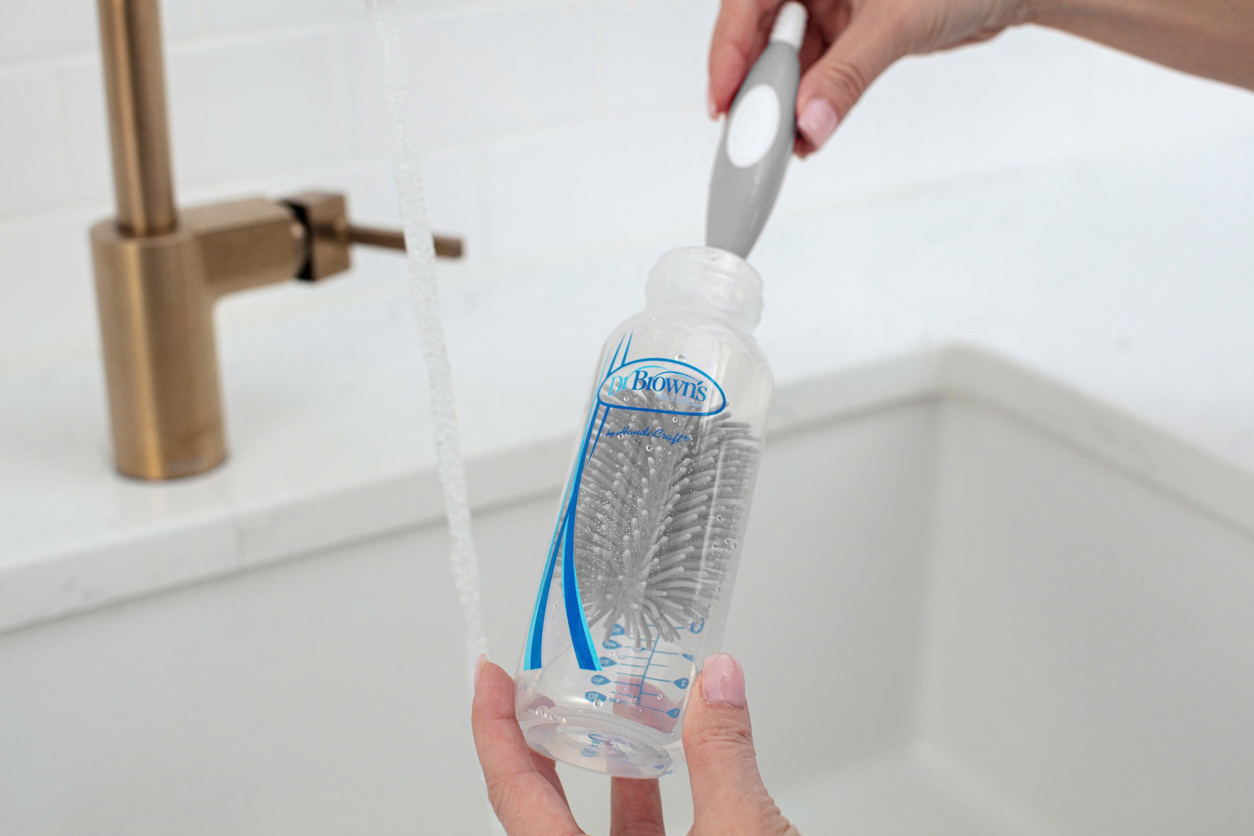 [ AC141 ] Cọ rửa bình sữa cổ thường và cổ rộng, chất liệu silicone - Dr.Brown's