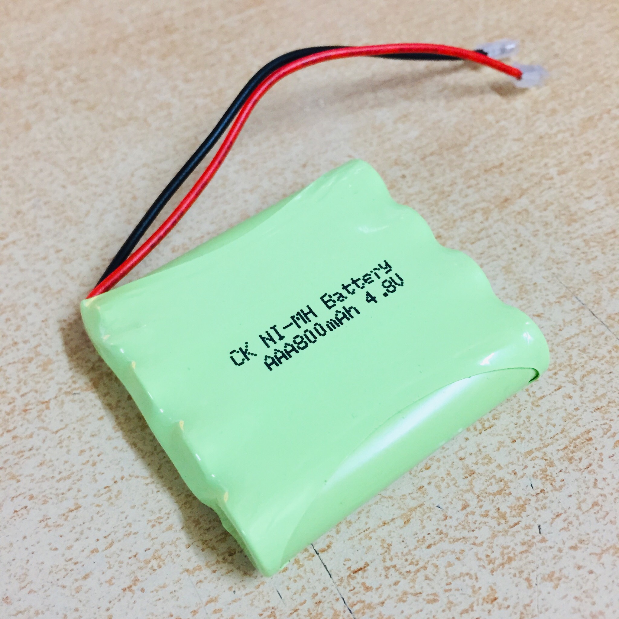 Pin sạc AAA điện áp 4.8V dung lượng 800mAh