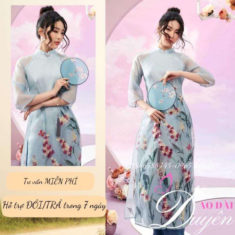 Áo dài cách tân tơ đính kết hoa màu xanh ngọc đẹp lạ chụp ảnh MS 04 .