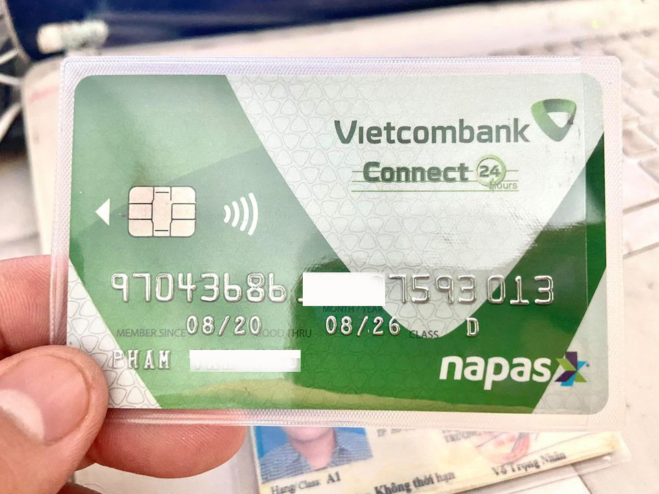 Combo 5 Túi Ví Đựng Bảo Vệ Chống Xước Thẻ ATM, Card Visit, Driver License Bằng Lái Xe Trong Suốt Hiệu Hier