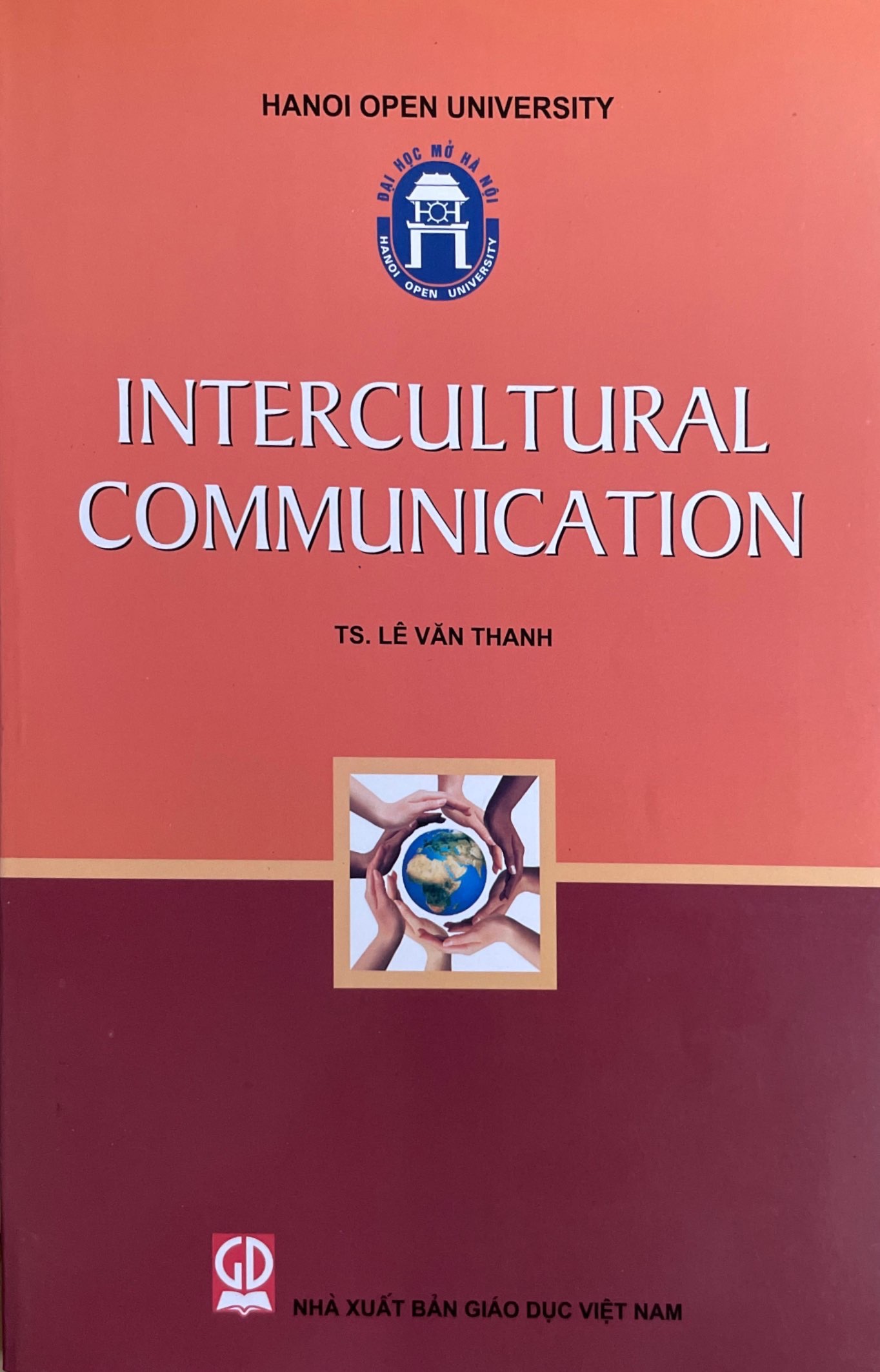 INTERCULTURAL COMMUNICATION