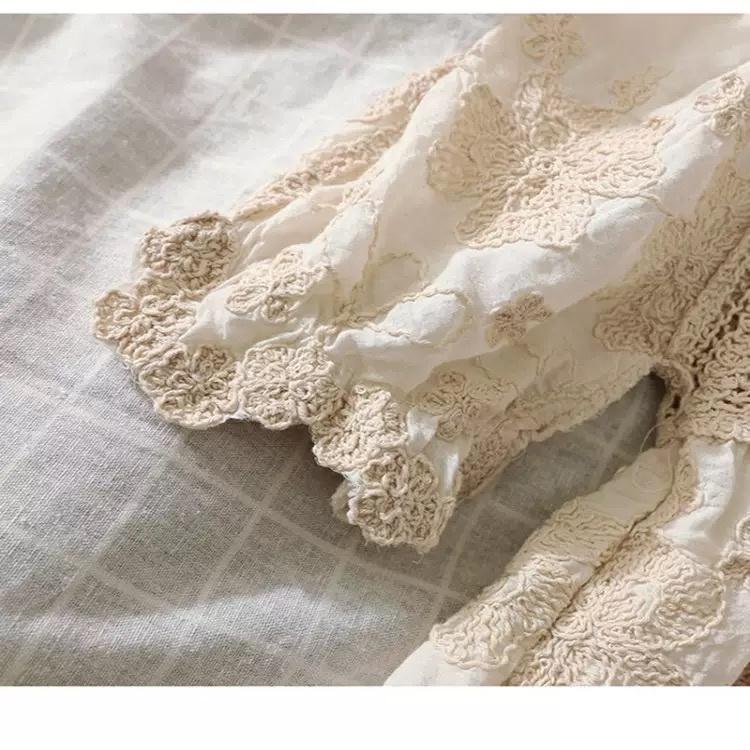 MS597 Áo kiểu babydoll đan móc vải thô thêu hoa tay bồng