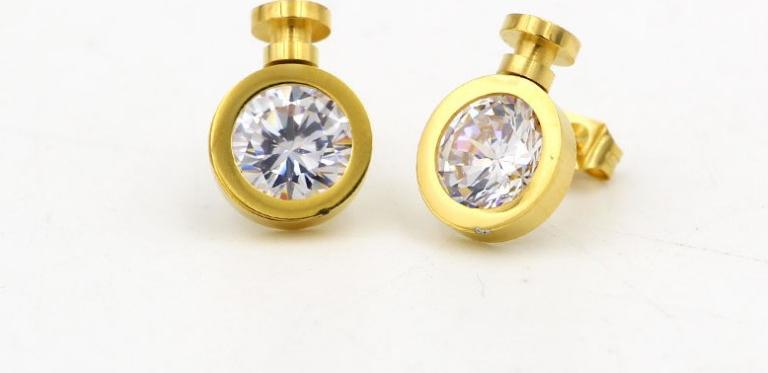 Bông Tai Titan Không Đen TT 0918