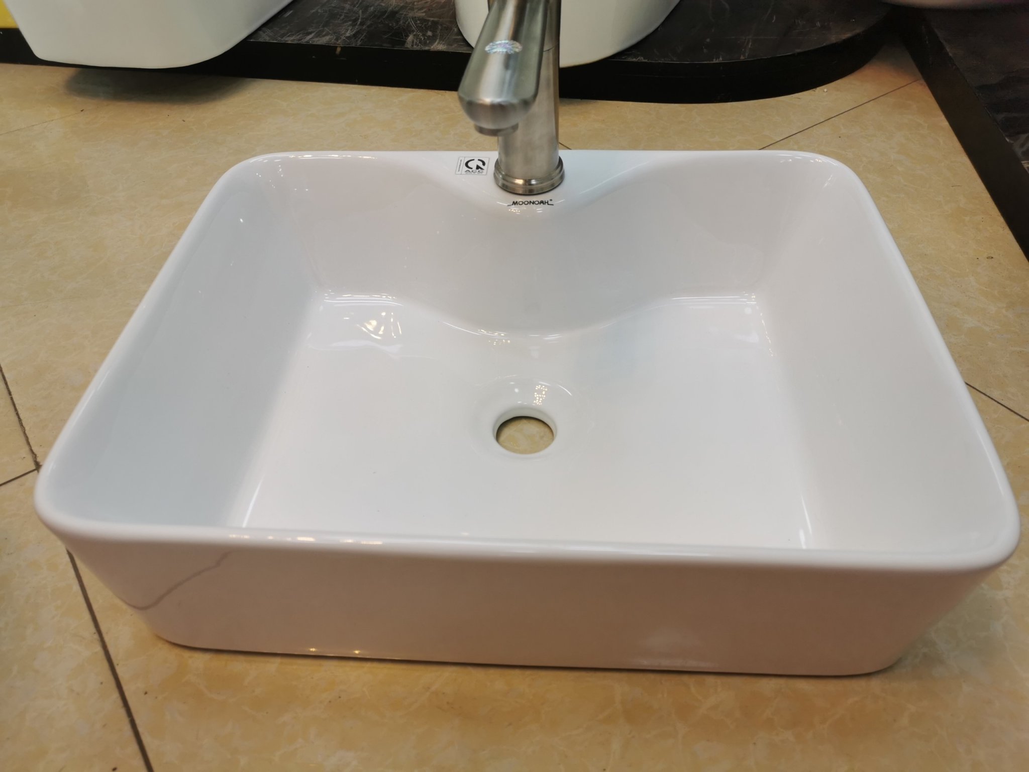 CHẬU LAVABO ĐẶT BÀN ĐÁ MEN NANO TRẮNG SÁNG