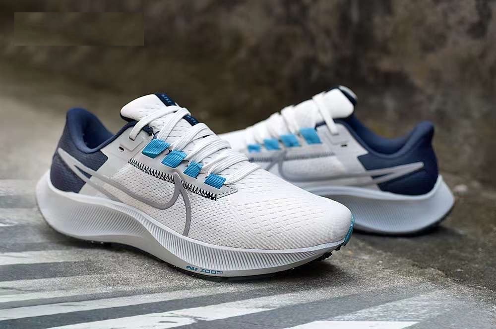 Giày thể thao nam Air Zoom Pegasus 38 FW21-CW33