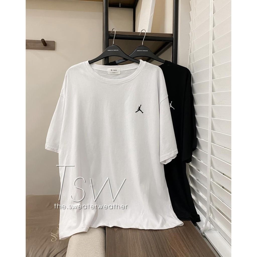 Áo Thun Nữ Logo Thể Thao Năng Động