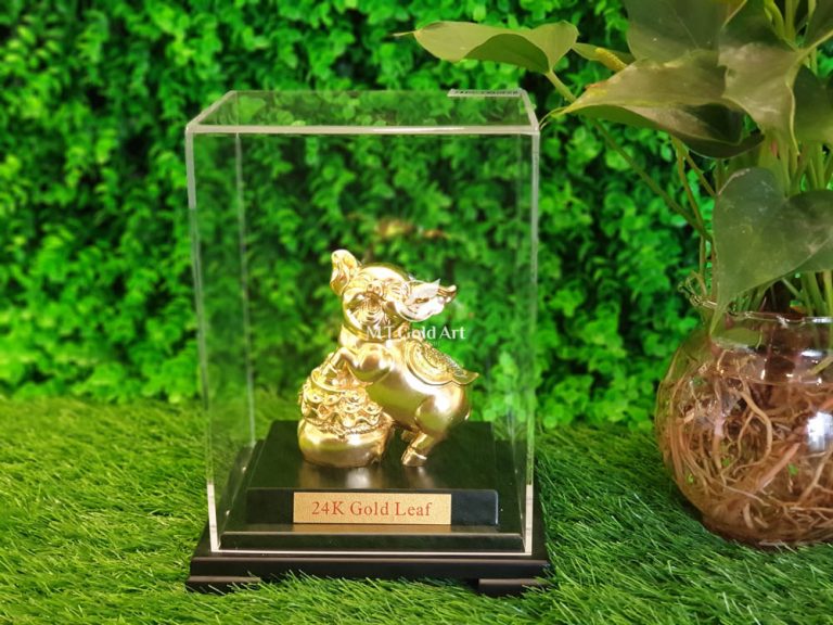 Tượng Heo Tài Lộc Dát Vàng 24K M02 (17x14x22 cm) MT Gold Art- Hàng chính hãng, trang trí nhà cửa, phòng làm việc, quà tặng sếp, đối tác, khách hàng, tân gia, khai trương 