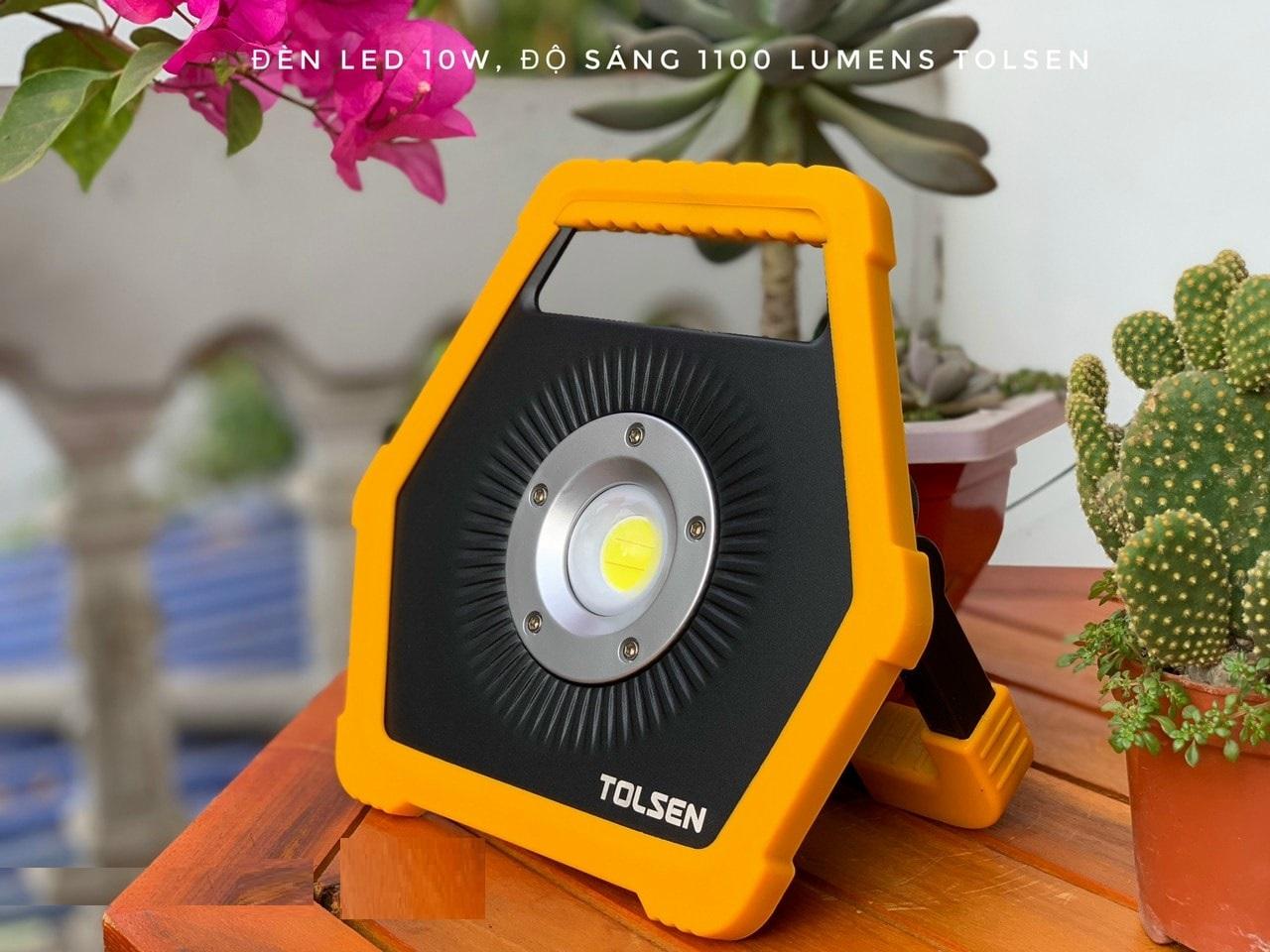 ĐÈN LÀM VIỆC 10W TOLSEN 60055 - HÀNG CHÍNH HÃNG