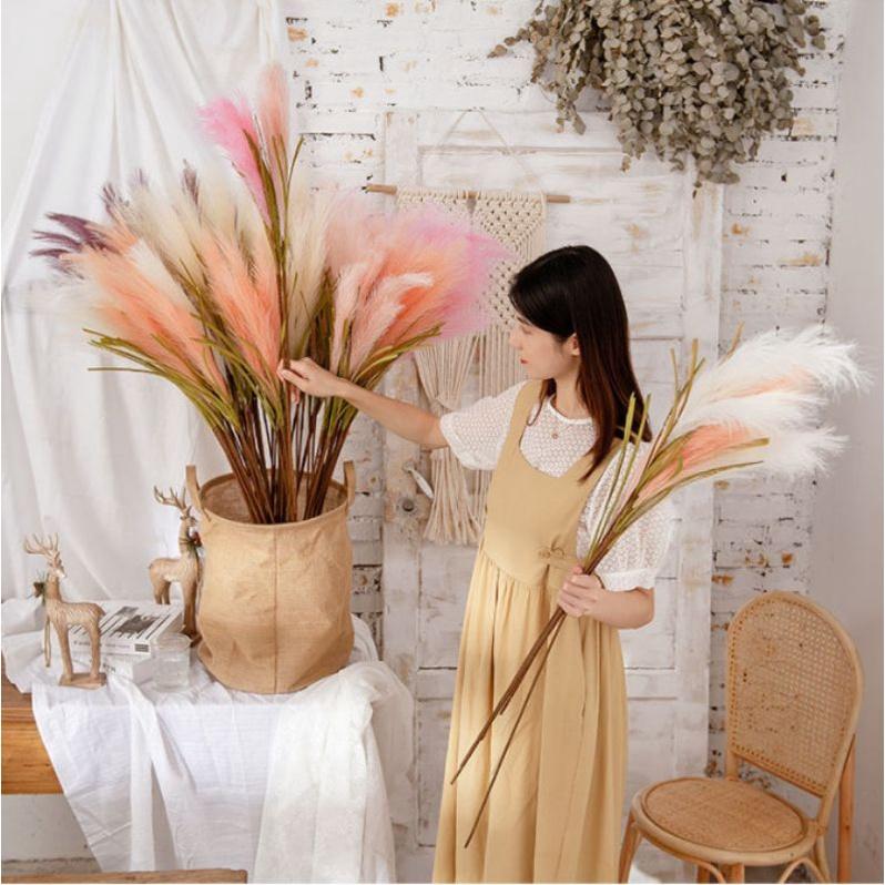 Hoa trang trí mô phỏng cành lau siêu đẹp và tự nhiên