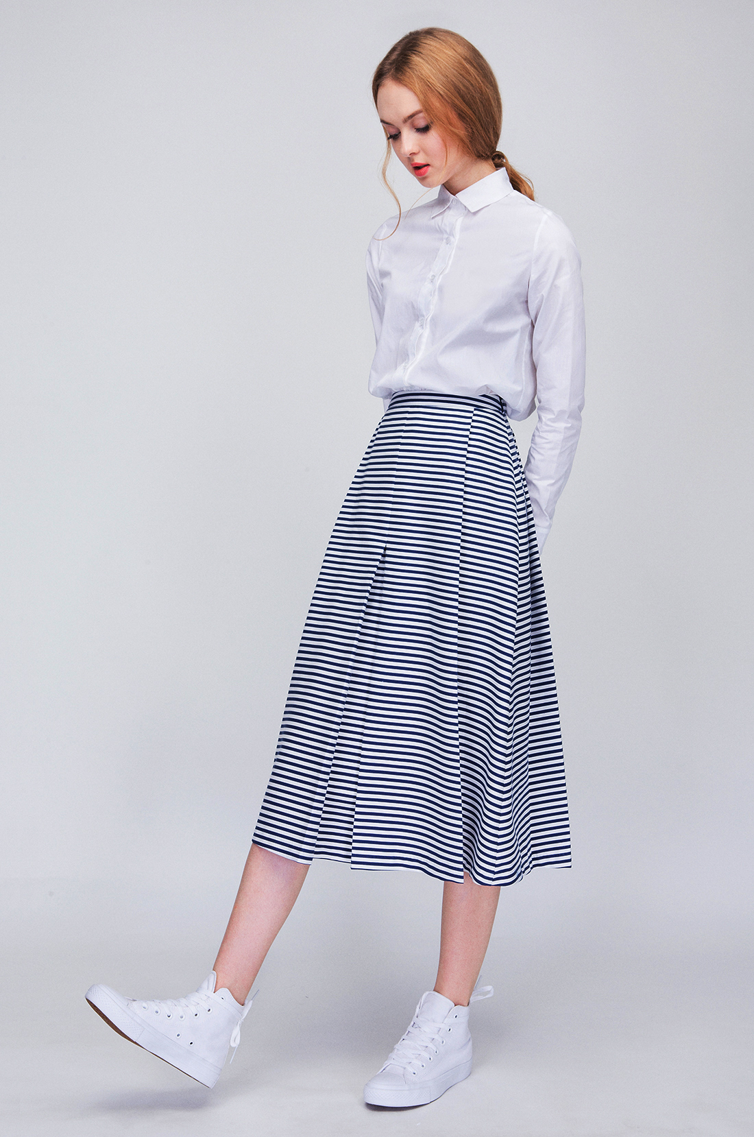 Áo sơ mi trắng sọc gân nỏi basic tay dài