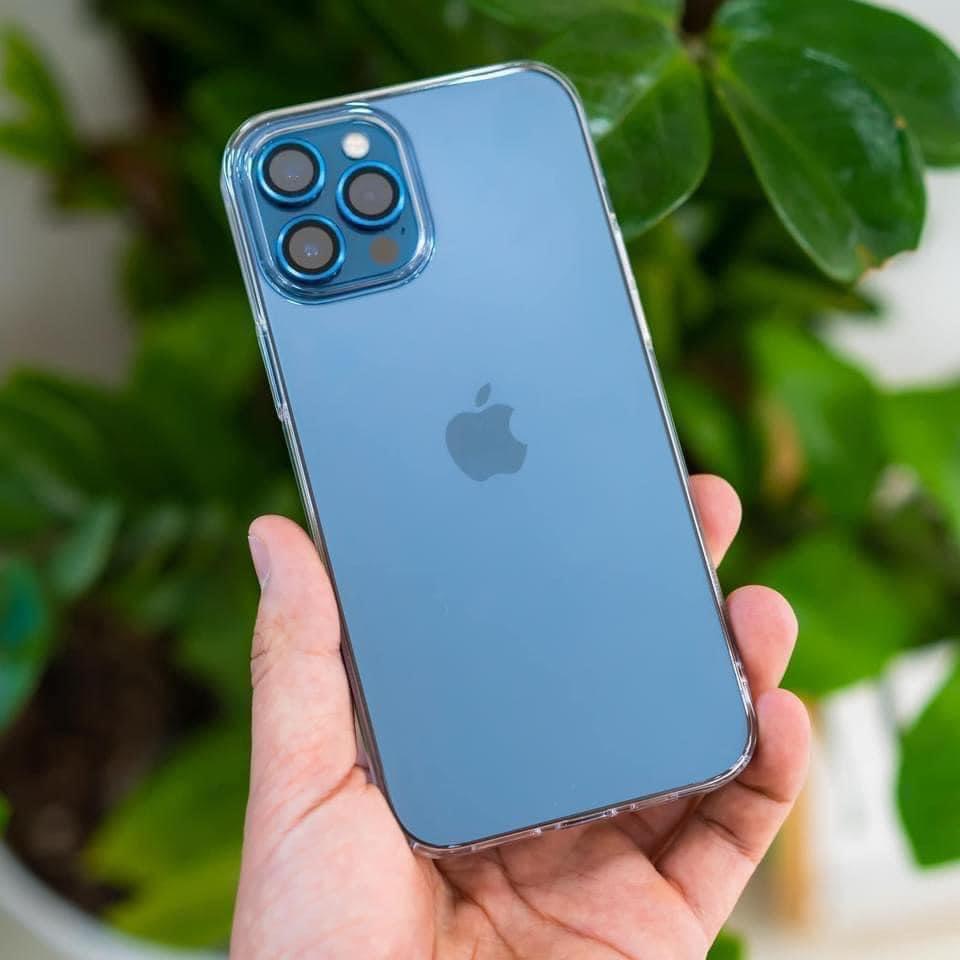 Ốp lưng trong cứng không ố màu Memumi Slim Desing dành cho iPhone 13 Mini / 13 / 13 Pro / 13 Pro Max - Hàng chính hãng