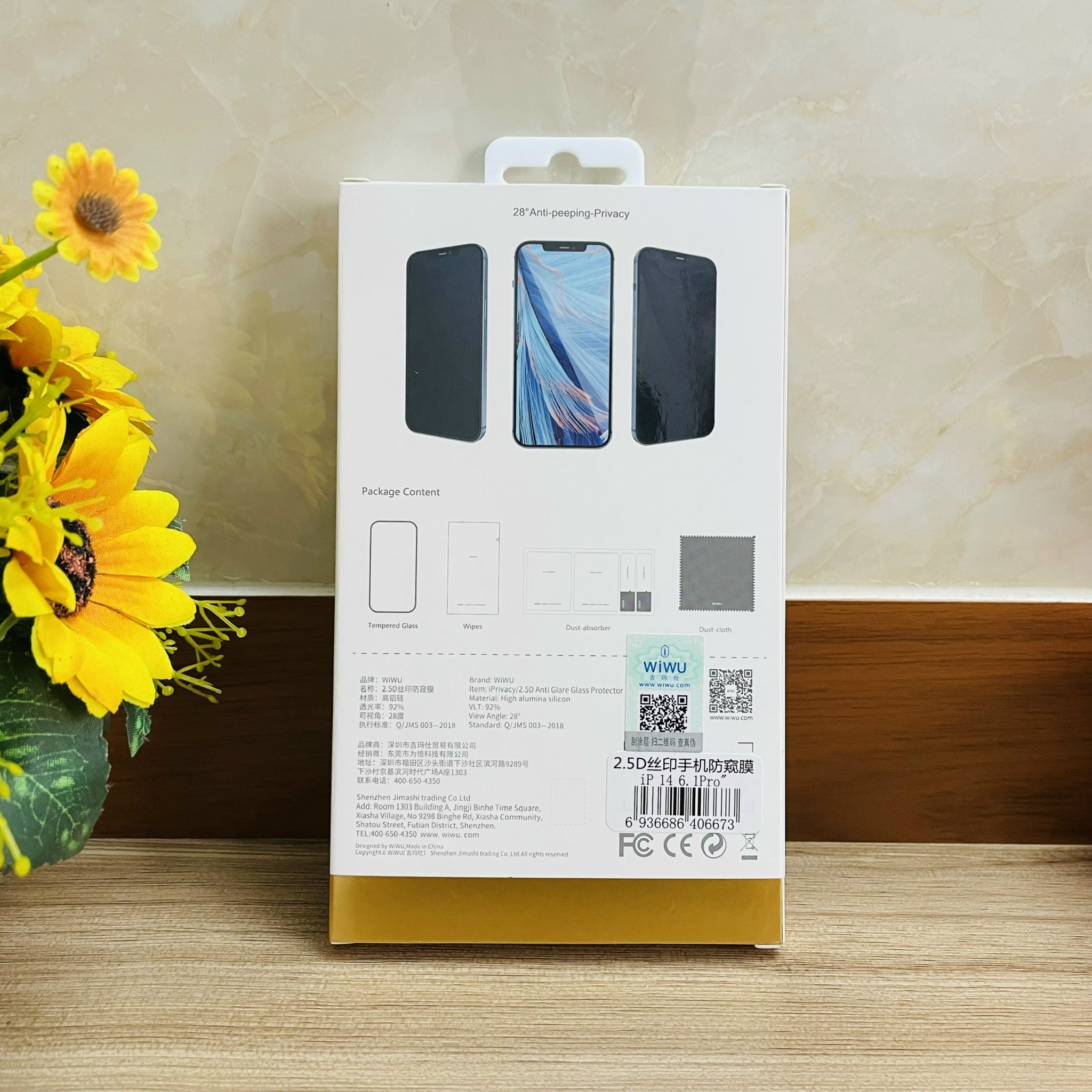 Cường lực dành cho iPhone 14 Pro chống nhìn trộm WiWU chính hãng- Hàng chính hãng