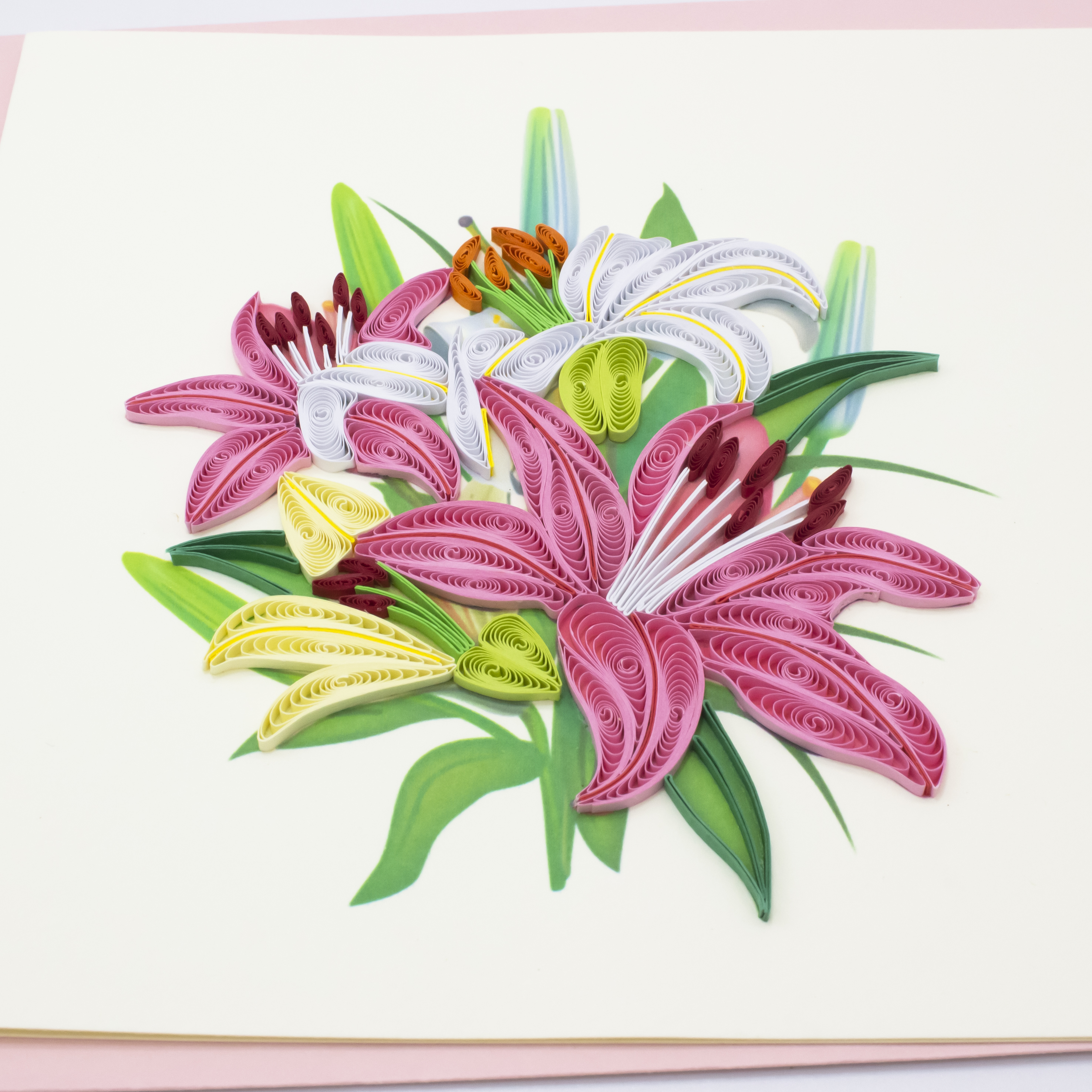 Thiệp Handmade - Thiệp Hoa ly hồng nghệ thuật giấy xoắn (Quilling Card) - Tặng Kèm Khung Giấy Để Bàn - Thiệp chúc mừng sinh nhật, kỷ niệm, tình yêu, cảm ơn…